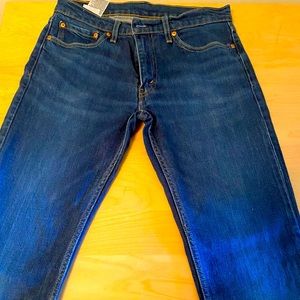 Blue Levi’s 511